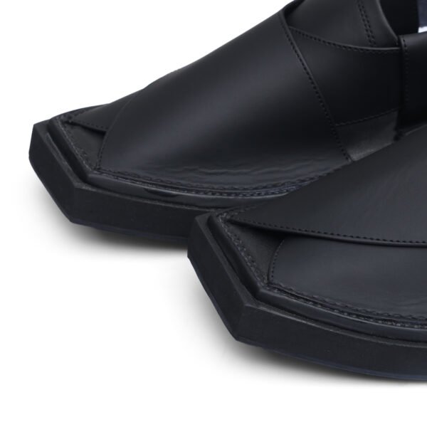 LUXURY MATTE BLACK KAPTAAN PESHAWARI CHAPPAL